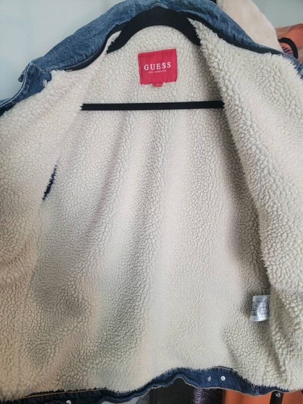 Men's Guess Sherpa Lined Jean Jacket Size Medium - Image 8