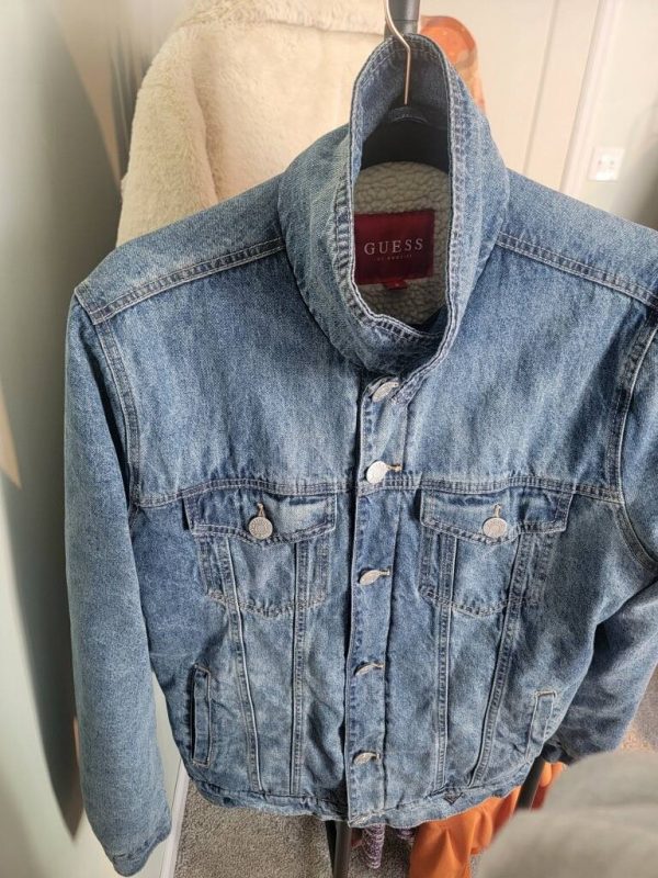 Men's Guess Sherpa Lined Jean Jacket Size Medium - Image 3