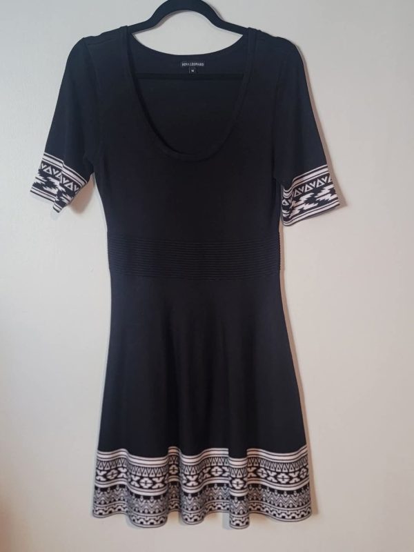 Nina Leonard Dress Size M