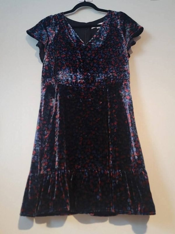 Loft Dress Size M